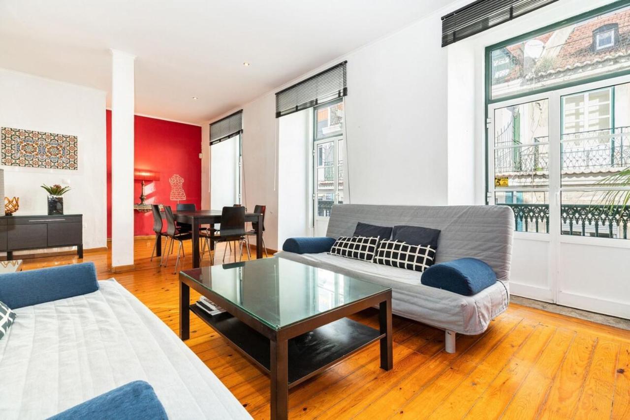 Charming 2 Bedroom Apartment Next To Praca Da Figueira Lisabona Exterior foto